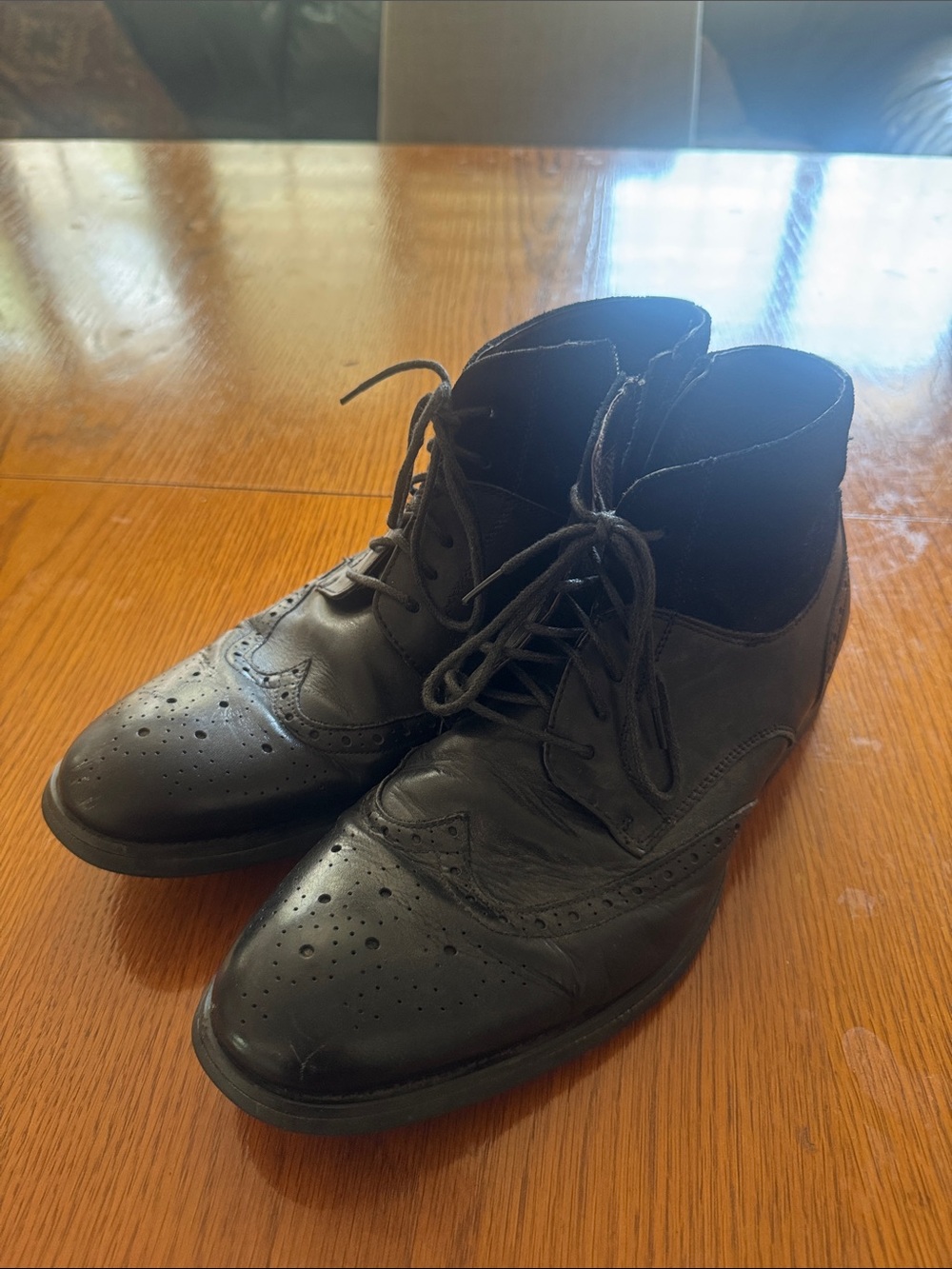 Classic Men’s Black Leather Wingtip Boots